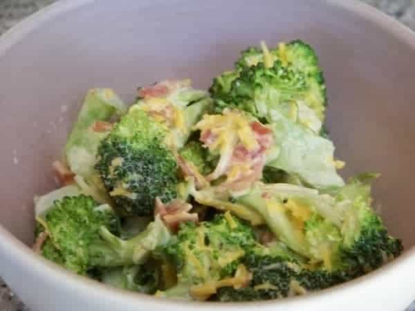 bacon cheddar broccoli salad